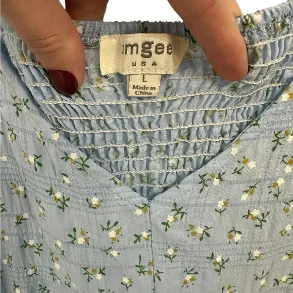 Umgee High Low Hem Dress With Smocked Detail And Back Cut Out Blue Floral Large - Picture 4 of 7